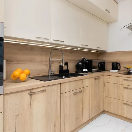 Batorego 7 Apartament With Terrace & Parking Downtown By Renters Daire *
